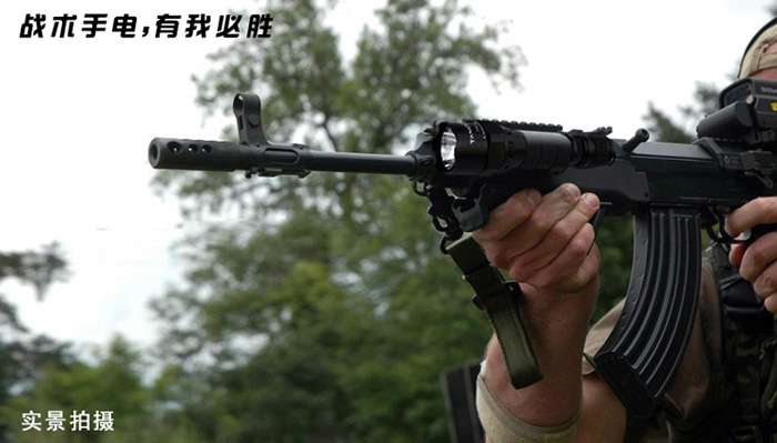 无处不在的中国制造——别怀疑，美军战术手电也是中国制造的！！